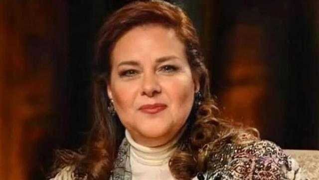 وفاة الفنانة دلال عبدالعزيز بعد صراع مع المرض