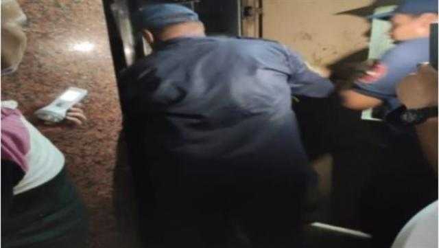 بين السما والأرض.. إنقاذ زوجين تعطل بهما مصعد في الفيوم