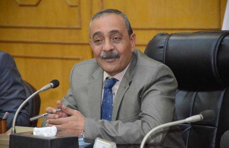 محافظ الإسماعيلية يستقبل رئيس هيئة الرعاية الصحية لبحث عدد من الموضوعات