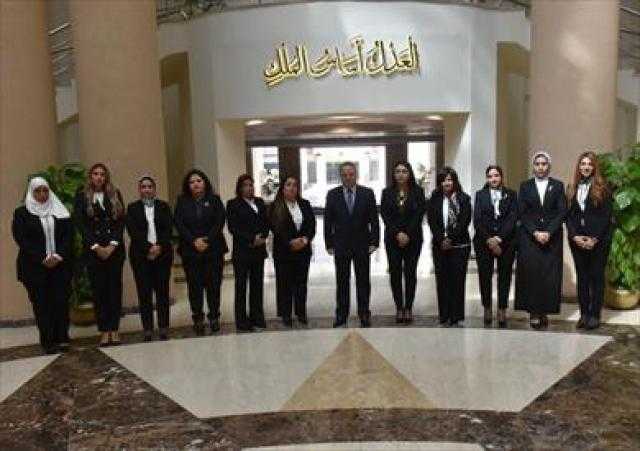 النائب العام يلتقي بأول عضوات في تاريخ النيابة العامة