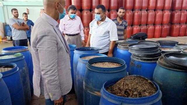 ضبط وإعدام 12 طن أغذية وغلق مصنع مخللات بالشرقية