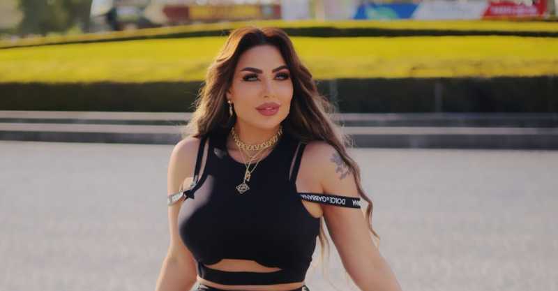 سارة خليفة تخطف الأنظار في أحدث ظهور لها