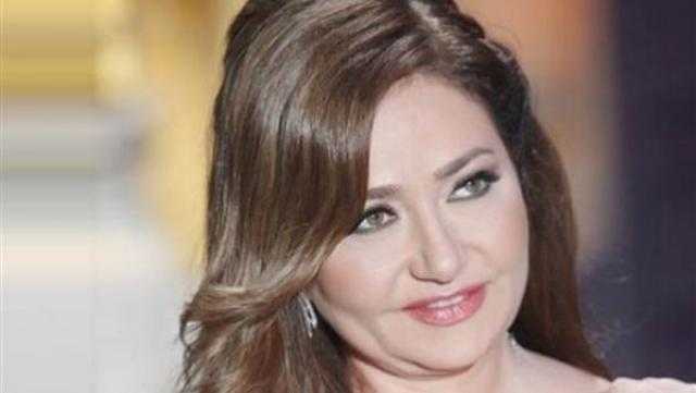 ليلى علوي من الساحل الشمالي: «البحر زي الفل.. ومش عايزة الناس تخاف»