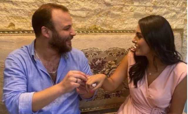 بفستان راقٍ.. هاجر الشرنوبي تعلن خطوبتها من أحمد الجابري
