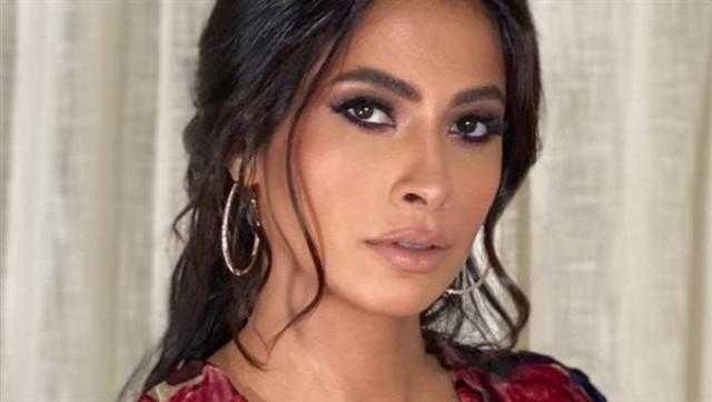 عمرو محمود ياسين يتضامن مع مؤلفي «شقة 6».. والكتاب يهددون بإبلاغ النيابة العامة