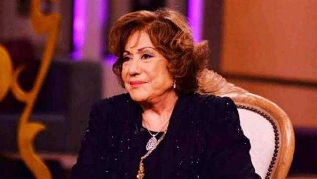 سميحة أيوب: «كنا بنشحت عشان نعالج بعض الفنانين والرئيس حافظ على كرامتنا»