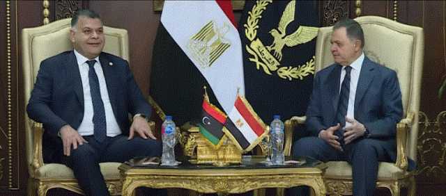 وزير الداخلية يستقبل نظيره الليبي لبحث سبل التعاون الأمني