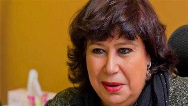 وزيرة الثقافة: ثروت عكاشة عبقرية متفردة أعادت صياغة وجدان المصريين