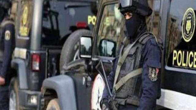 التحقيقات تكشف تفاصيل العثور على جثة شاب بالتجمع