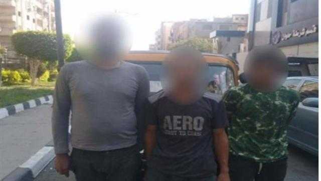 ضبط 3 أشخاص سرقوا توك توك بالقاهرة