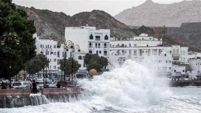 الأرصاد الجوية تجيب.. هل تتأثر مصر بإعصار شاهين؟