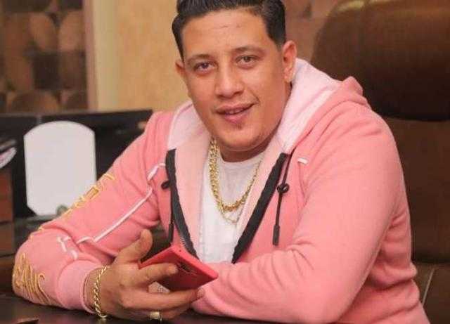 حمو بيكا يهاجم أحد متابعيه: ”اتفرج على جمهوري خارج مصر يا غلاوي”