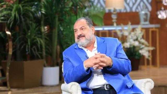«على كرسي متحرك».. تفاصيل مرض خالد الصاوي