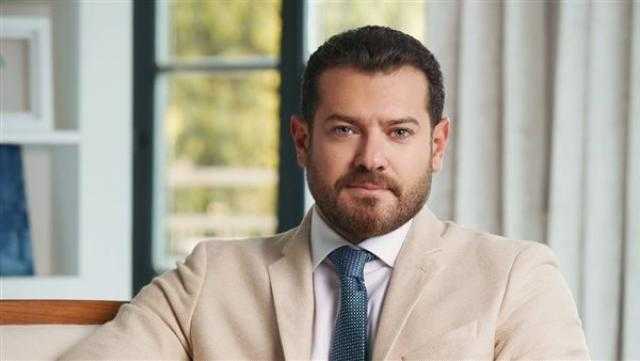 عمرو يوسف يروّج لمسلسله الجديد «وعد الشيطان»