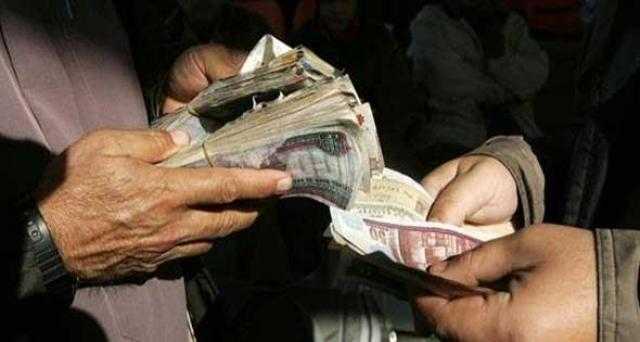 سقوط 3 مسؤولين في القاهرة وكفر الشيخ بعد تلقيهم رشاوى بملايين الجنيهات