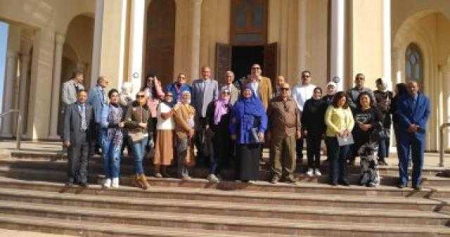مؤتمر المعايير التنموية الذكية يطالب بأهمية قيادة المرأة لوسائل النقل الجماعى