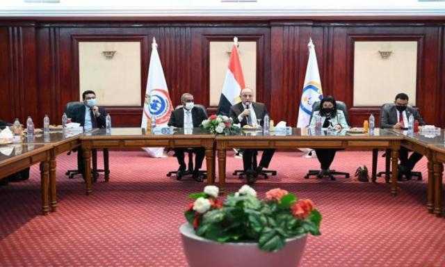 تحديث الخطة الوطنية لمكافحة الإيدز للتماشى مع الاستراتيجية العالمية