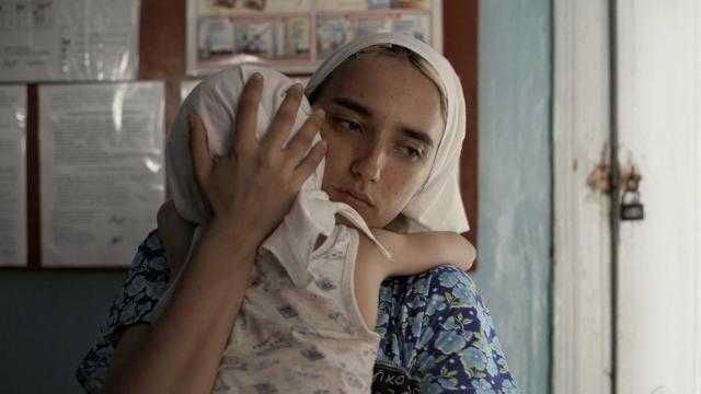 مهرجان القاهرة السينمائي.. فيلم ”107 أمهات” يحصل على جائزة نجيب محفوظ لأفضل سيناريو