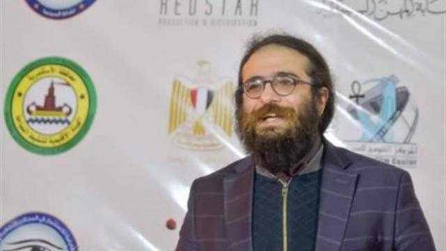 مخرج «سعاد» ينفي وجود أي أسباب تمنع الفيلم مع العرض
