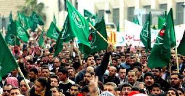 حرب تكسير العظام.. أزمات تنظيم الإخوان الداخلية تدق المسمار الأخير في نعشه