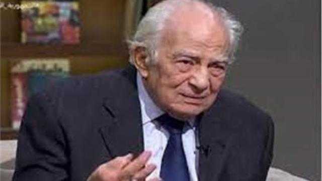 تأجيل دعوى ابنة الفنان رشوان توفيق ضد والدها لجلسة 15 يناير