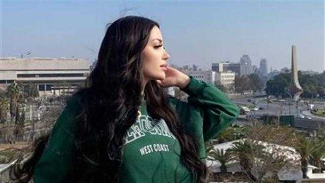 نسرين طافش توثق لحظات وصولها إلى سوريا بإطلالة كاجوال