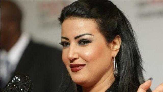 سمية الخشاب: «اتصدمت من حلاقة شيرين لشعرها محدش يستاهل»