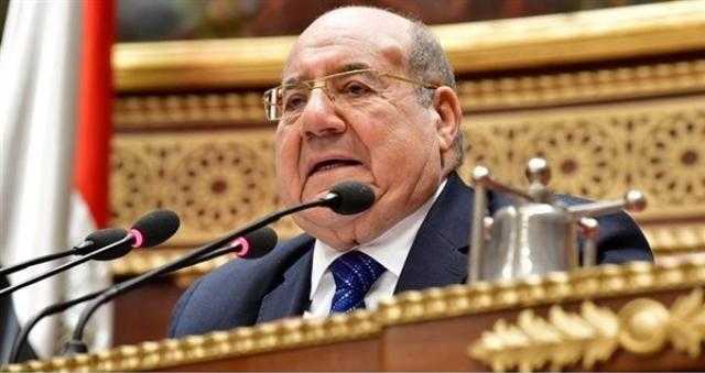 المستشار عبدالوهاب عبدالرازق يرفع جلسة «الشيوخ» نصف ساعة