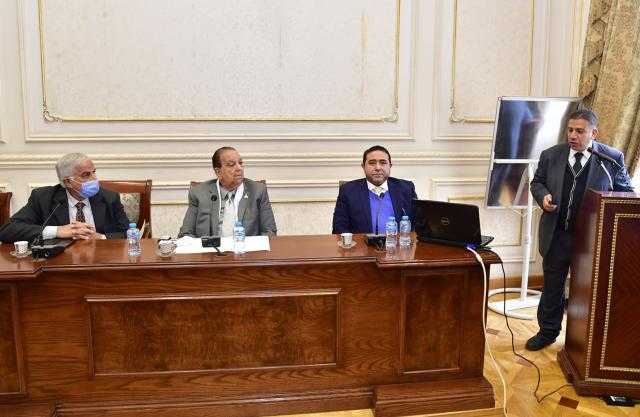 الشيوخ يناقش مقترحا حول المدارس الرسمية المتميزة للغات