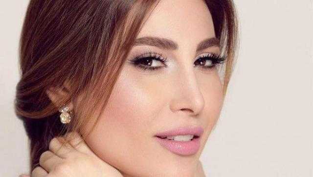 يارا تجمع بين الأنوثة والرقيّ في حفلها بعيد الحب