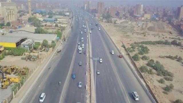 تكدسات مرورية على الطريق الأوسطي بسبب حادث تصادم سيارتين