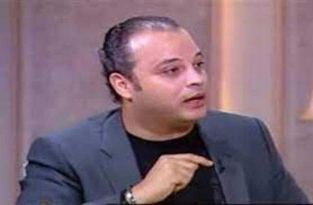 تامر عبد المنعم”الأجيال الجديدة تعرف حمو بيكا ومتعرفش عبدالحليم حافظ”