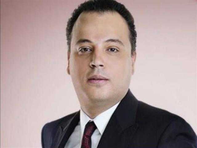 تامر عبد المنعم: ”مش بجامل.. اللي مش شايف البناء والتعمير في مصر كافر”