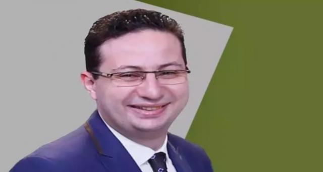 مد أجل الحكم في استئناف طبيب الكركمين على حبسه عامين