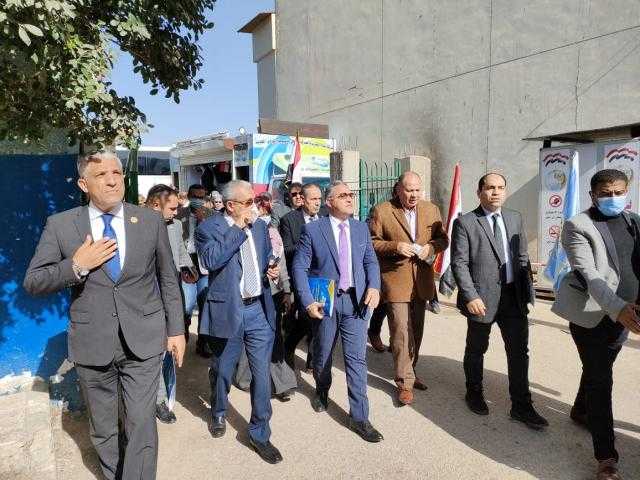 ”محلية النواب” تتفقد مجمع الصناعات الصغيرة ومشروعات خدمية بأسيوط
