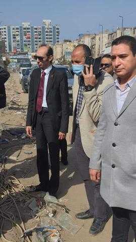 محمد عبد العزيز نائب التنسيقية يتابع أعمال تطوير كوبري عرابى بشبرا الخيمة