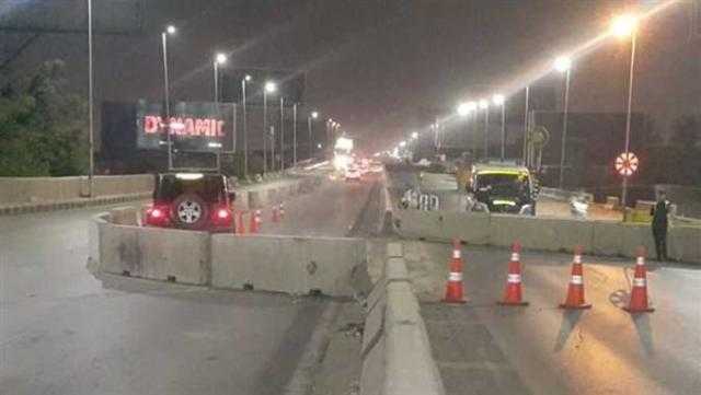 مرور الجيزة: تحويلات مرورية لإزالة الحواجز الخرسانية بمحيط سفارة الإمارات بشارع النيل