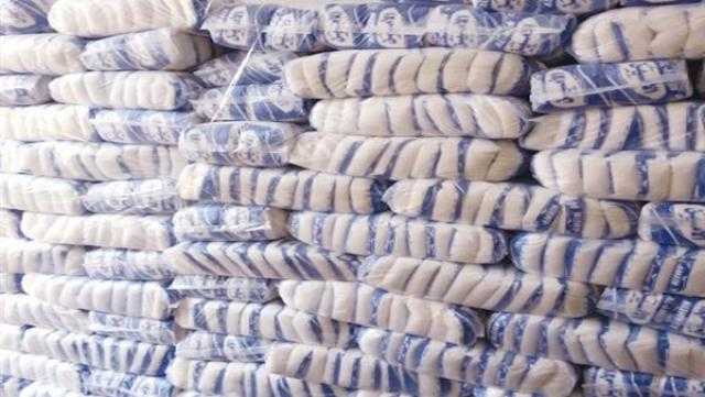 ضبط 133 طن أغذية قبل بيعها بأكثر من سعرها في السوق السوداء