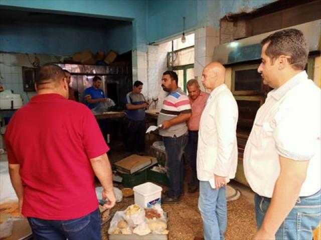 ضبط مصنع يعيد تصنيع وتعبئة المواد الغذائية بالجيزة