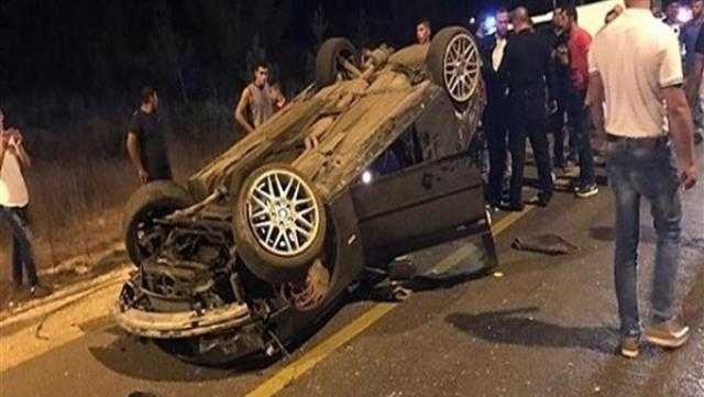 مصرع 3 عمال وإصابة 19 جراء حادث انقلاب سيارة في العلمين