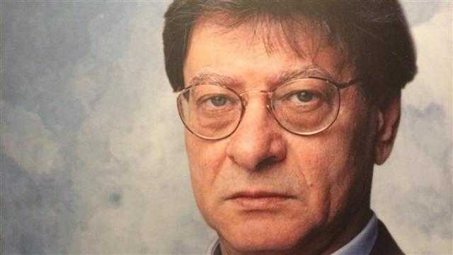 مكتبة «ديوان» تناقش مختارات شعرية لمحمود درويش غدا