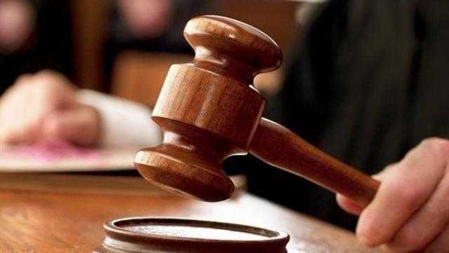 إحالة المتهم بتعذيب ابن زوجته حتى الموت في حلوان إلى الجنايات