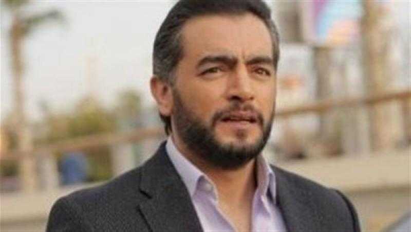 هاني سلامة يستمتع بإجازته الصيفية على طريقته الخاصة
