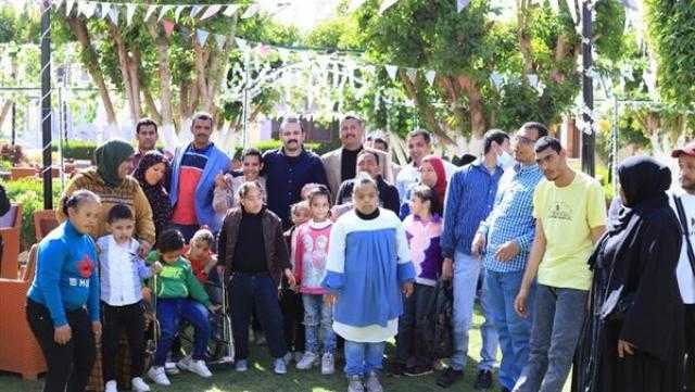 تواصل فعاليات الاحتفال بيوم اليتيم في مديريات الأمن