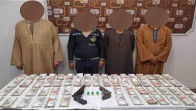 أمن المنيا يضبط المتهمين بسرقة سائق بالإكراه والتعدي عليه