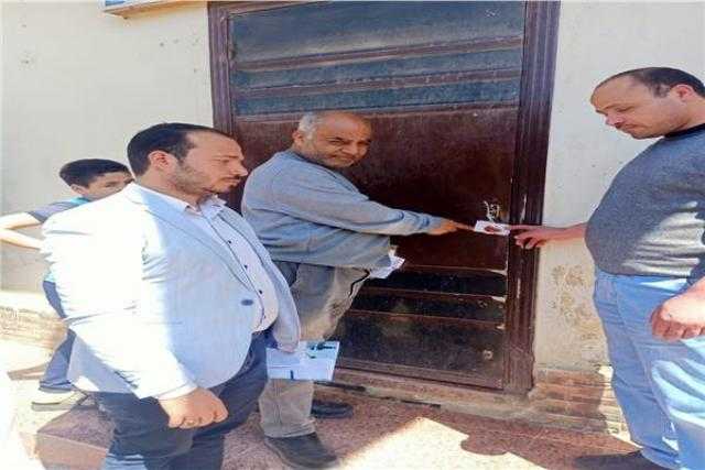 غلق وتشميع 7 منشآت طبية تدار بدون ترخيص وضبط 65 أنبوبة اختبار فاسدة بالبحيرة