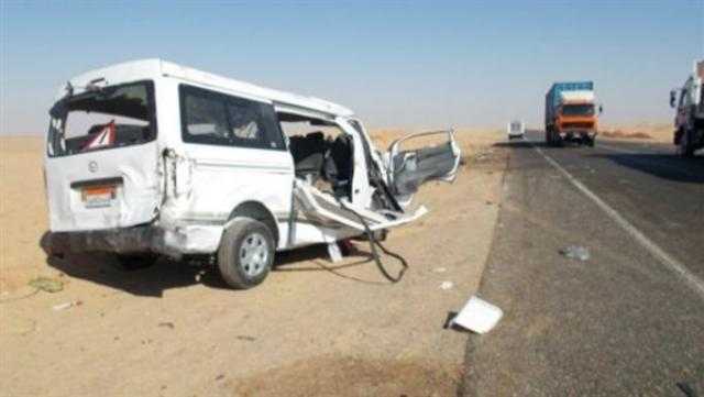 مصرع وإصابة 8 أشخاص في حادث سير على الطريق الصحراوى في أسوان