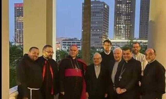 بطريرك الكنيسة الكلدانية يزور سفير الفاتيكان بمصر