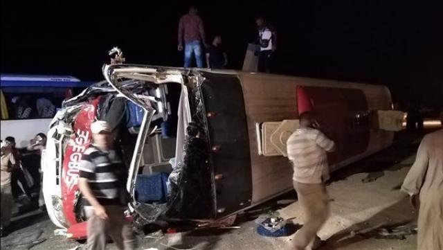 إصابة 25 شخصا ووفاة آخر في تصادم أتوبيسين على «الصحراوي الشرقي» بسوهاج