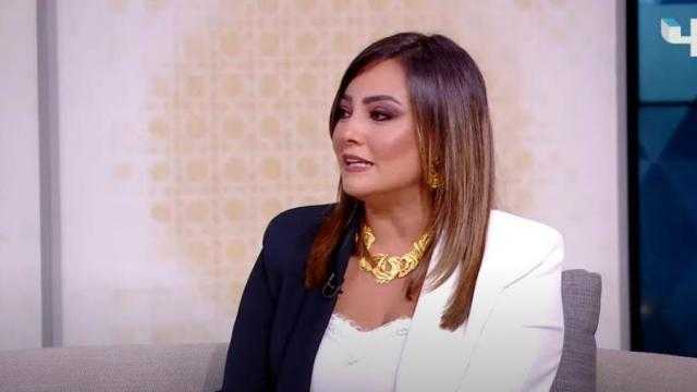 على أساس إنه كورة كفر؟.. بشرى تسخر من محمد رمضان بعد ”بلالين”